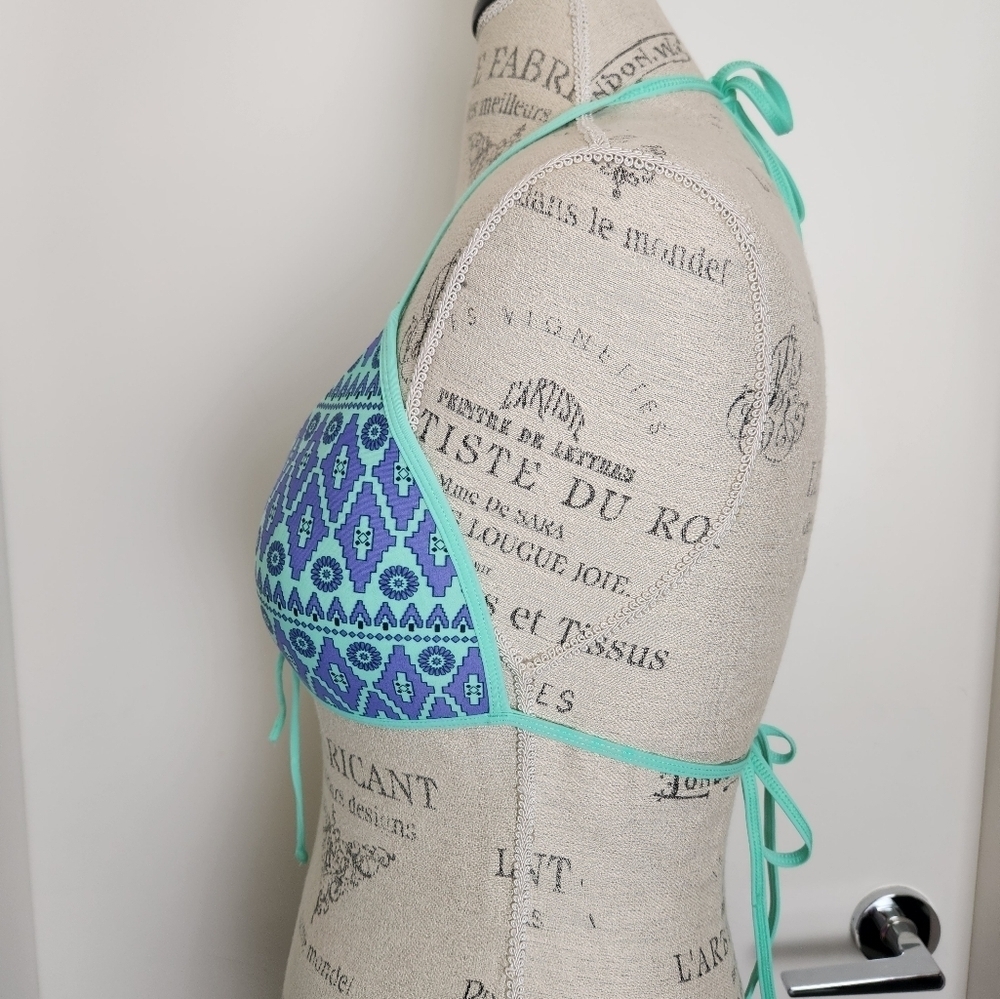 Y2K Aztec Triangle String Bikini Top - Picture 5 of 11